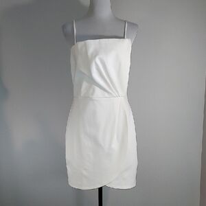 Lulu's White Drinks On Me Sleeveless Pleated Bodycon Dress Size Large NWT